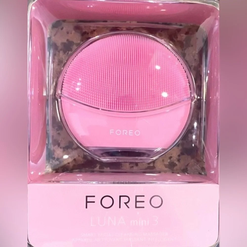 FOREO - LUNA Mini 3 in Pearl Pink - NIB |Travel-Friendly Facial Cleansing Device